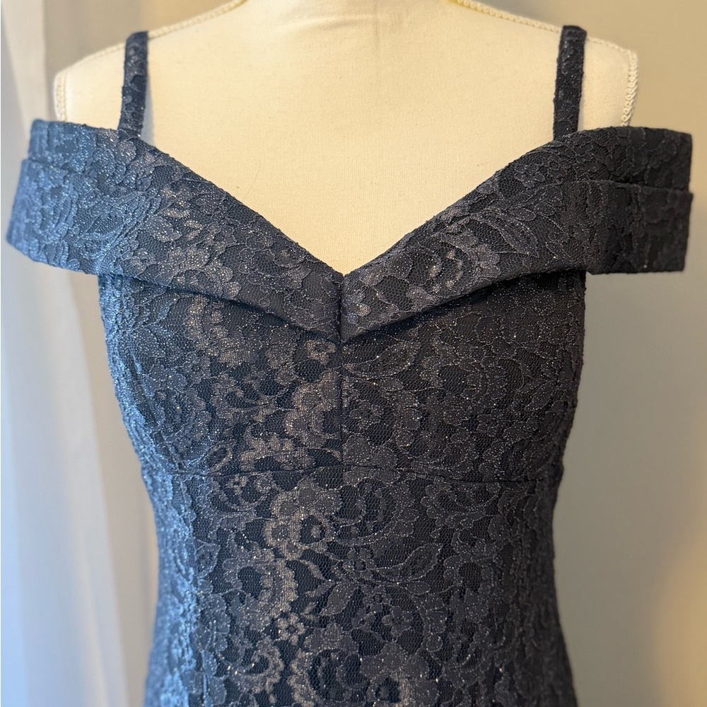 Elegant Off-Shoulder Lace Dress in Steel Grey
